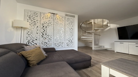 Dúplex moderno con azotea privada y parking en Cas Serres